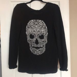 Skull sweater